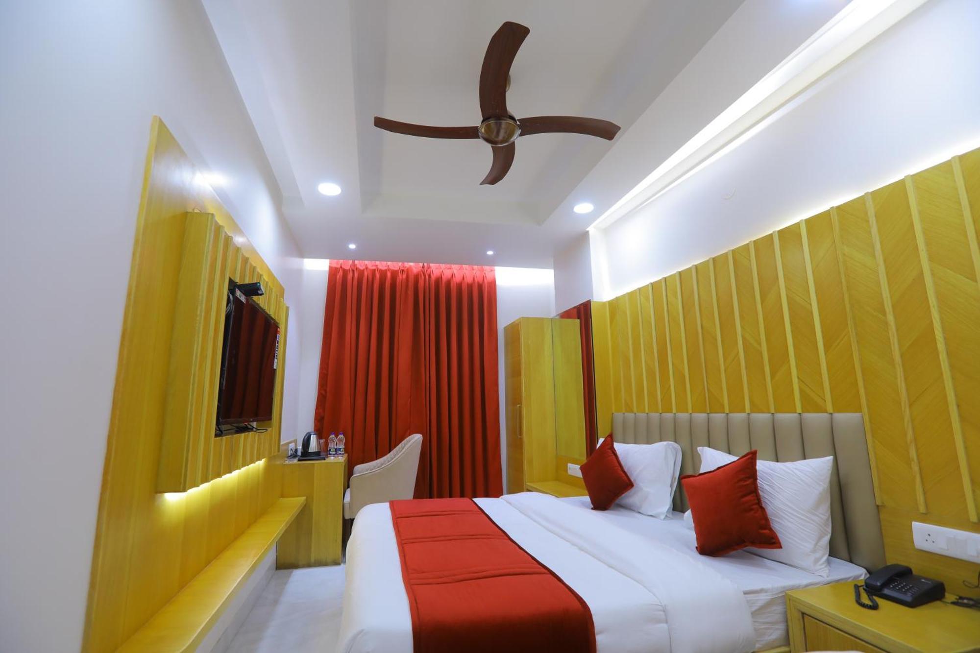 Hotel Glitz - Walk In From New Delhi Railway Station Εξωτερικό φωτογραφία